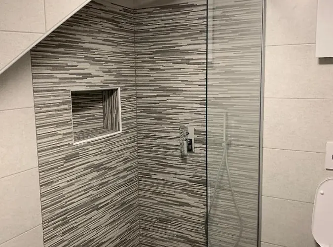 Apartma Sinitus アパート *